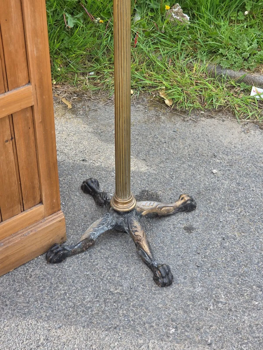 Antique Victorian Brass lamp - Image 2