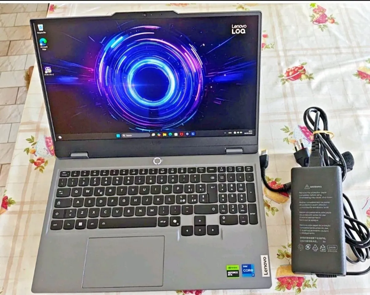 Lenovo LOQ RTX 5070 i7 32GB 1TB Warranty 2027 - Image 1