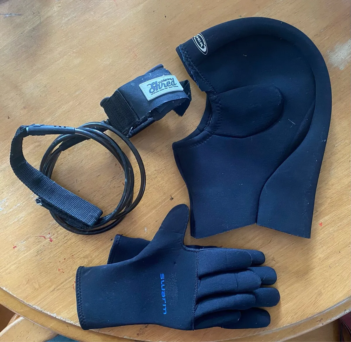 Surfing / Watersports Equipment Leash Hood Gloves - Image 1