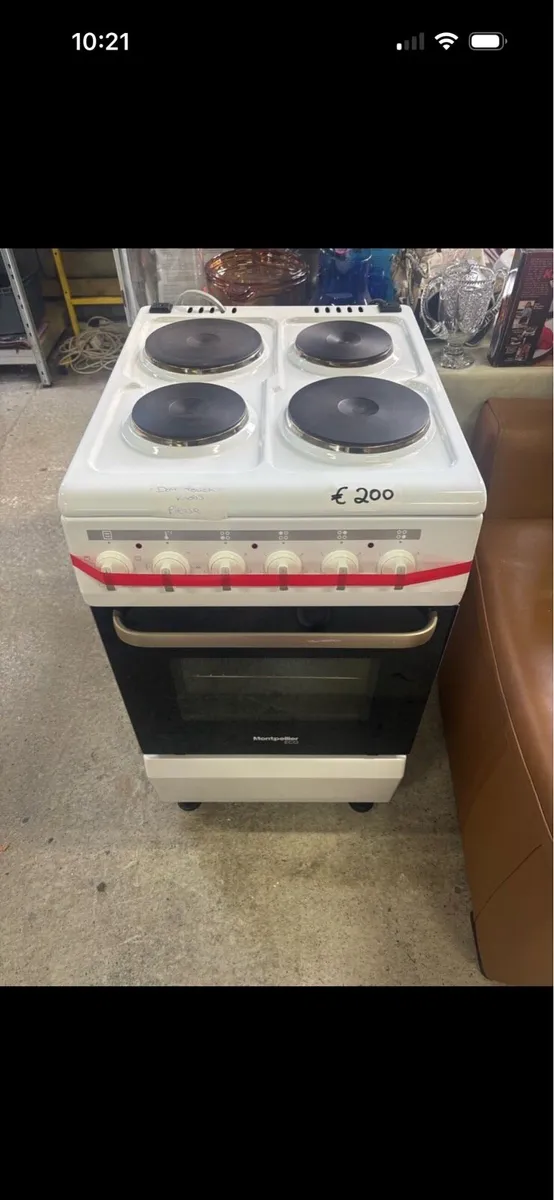 Montpellier slimline electric oven - Image 1