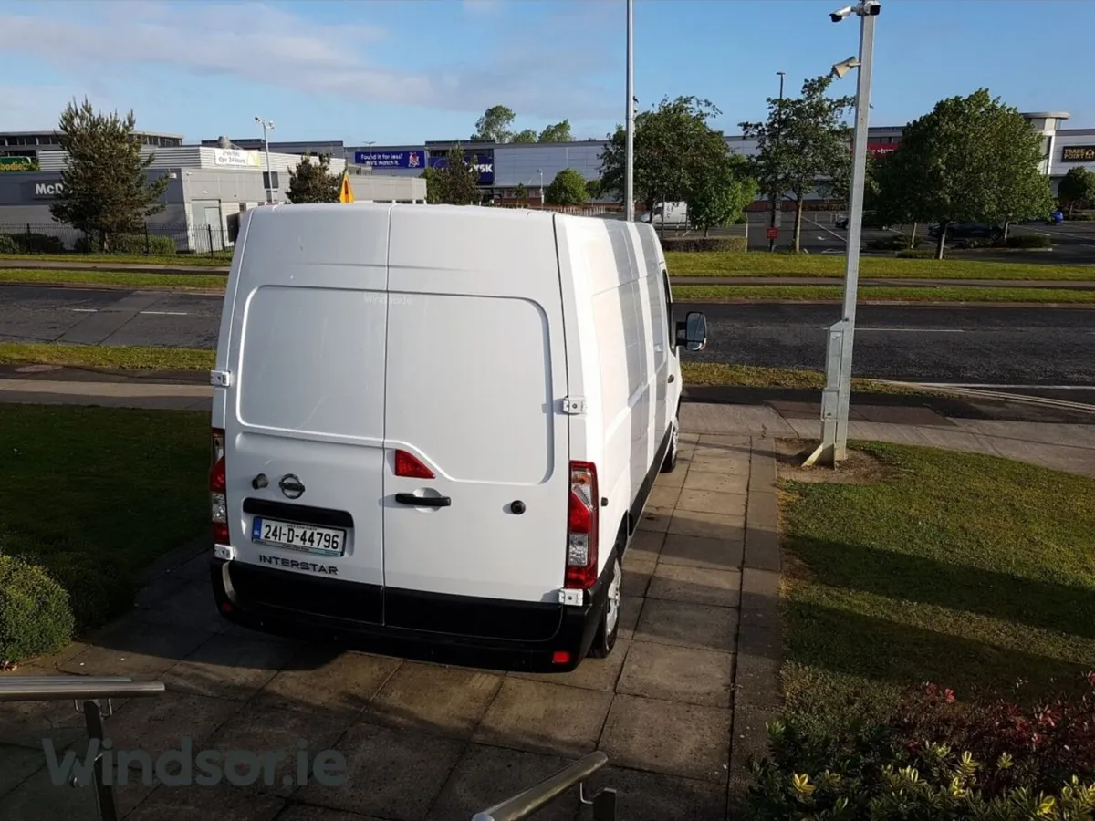 Nissan Interstar INTERSTAR L2 H2 135 FWD 6E 5DR ** - Image 3