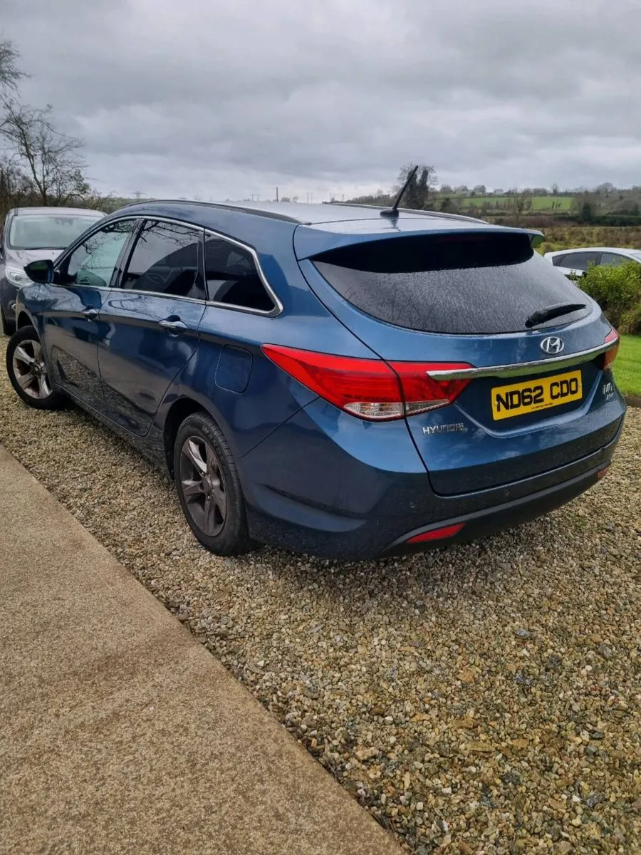 12 hyundai i40 - Image 3