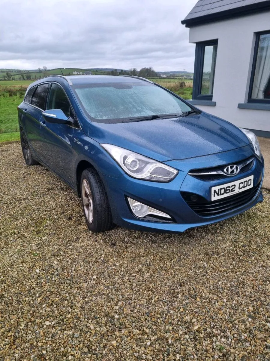 12 hyundai i40 - Image 1