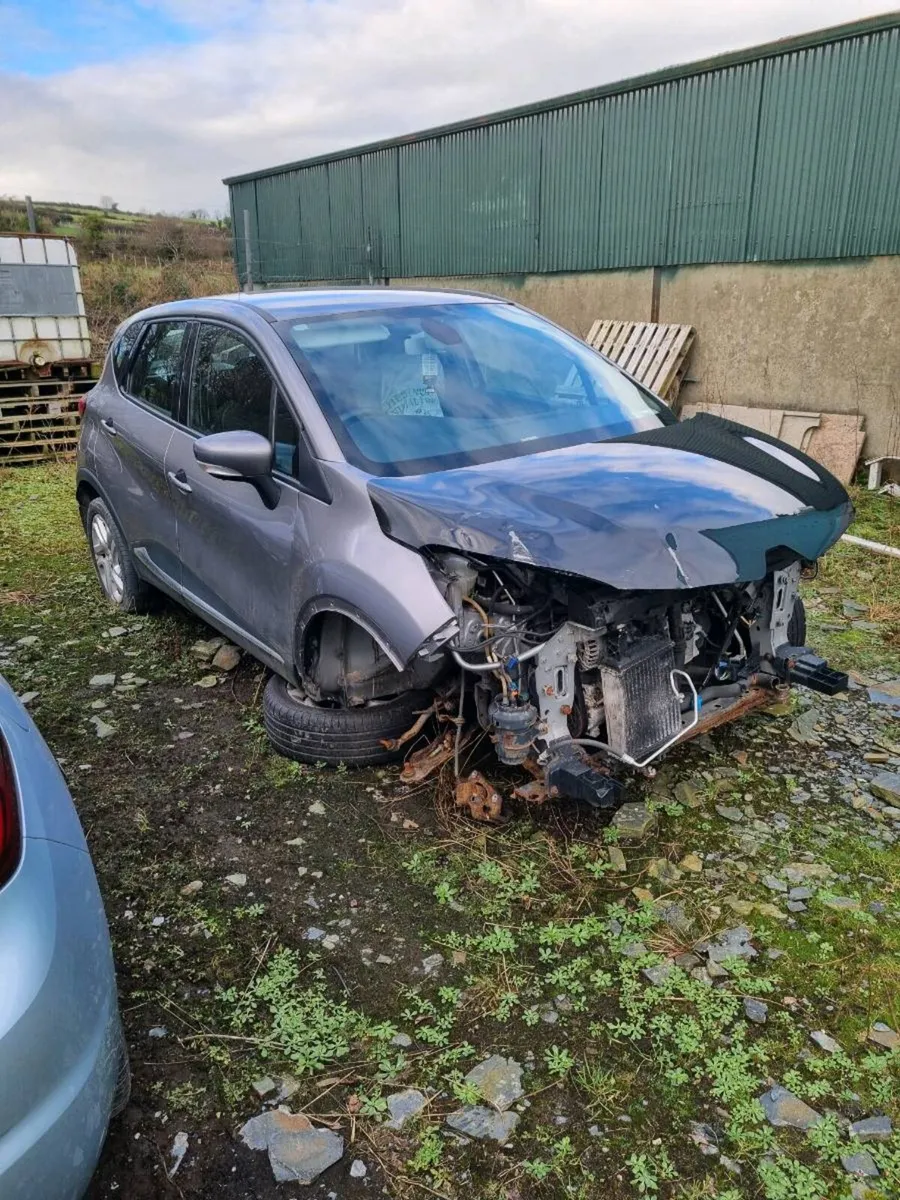 14 Renault captur - Image 3