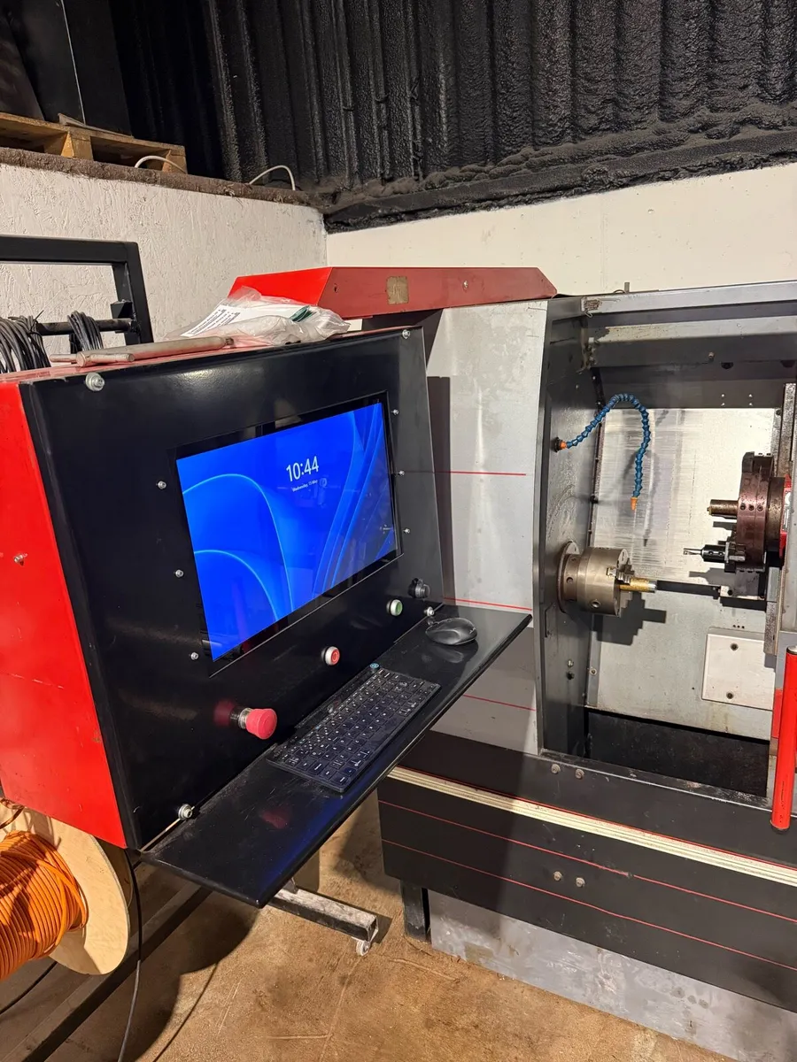 CNC Lathe - Image 2