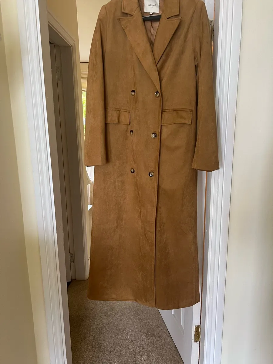 Long brown coat - Image 1