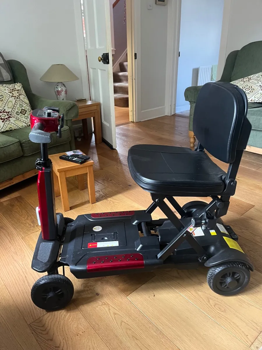 Mobility scooter - Image 1