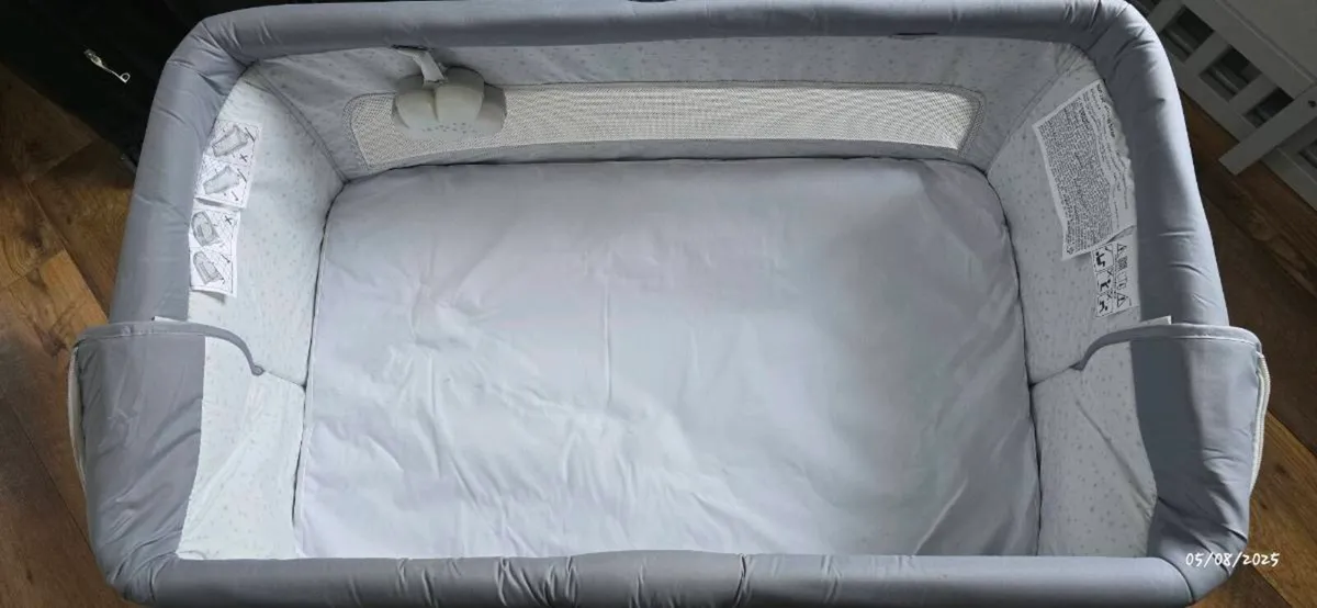 Co-sleeper - Image 3