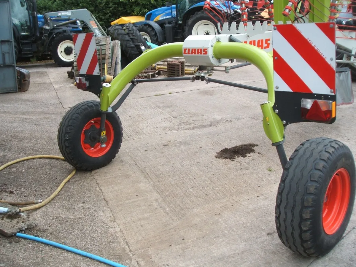 2020 Claas Liner 2600 rake - Image 2