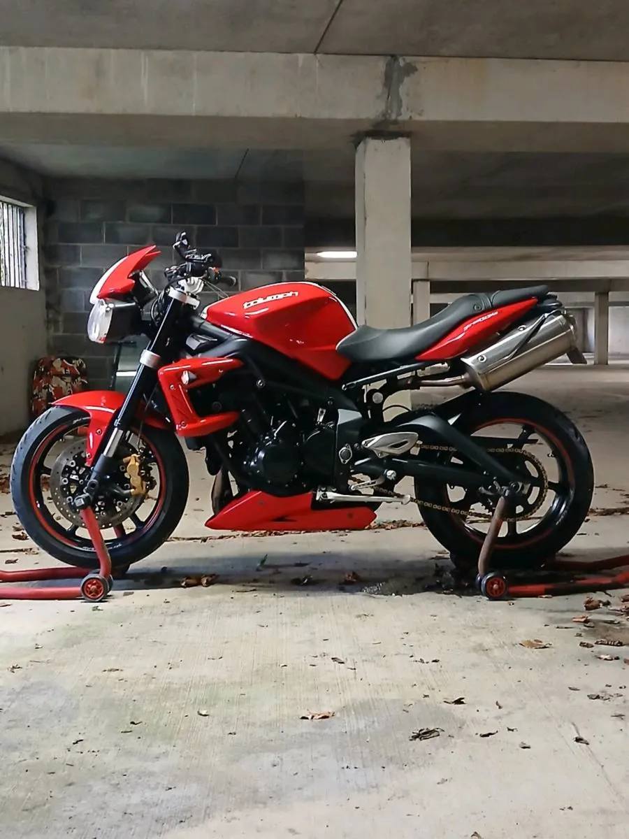 Triumph steet - Image 3