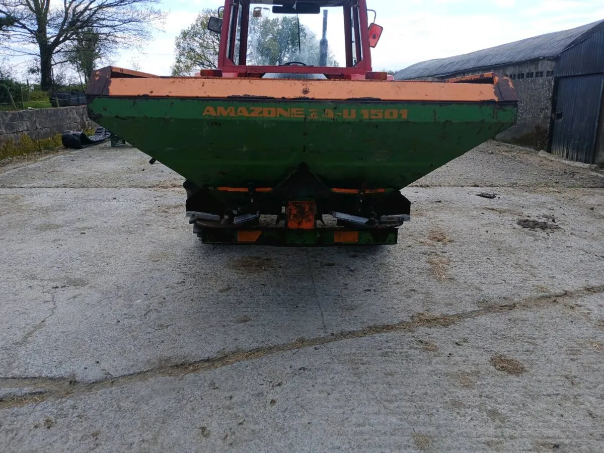 Amazone fertiliser spreader - Image 4