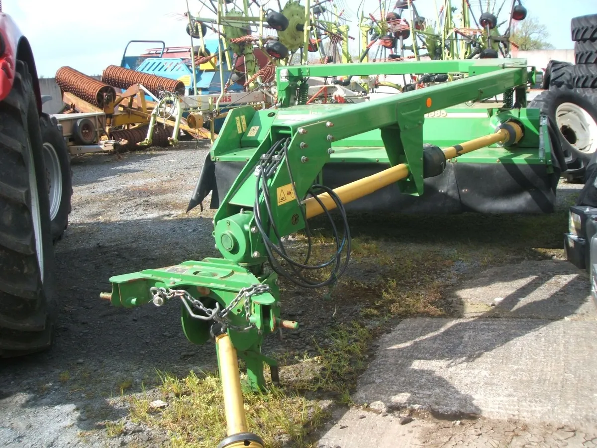2018 John Deere 1365 mower conditioner - Image 2