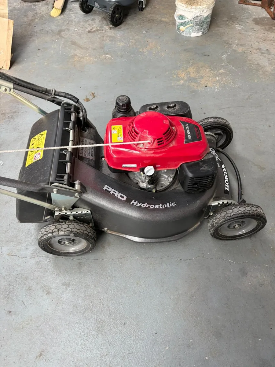 Brand New Honda HRH536 Pro  Lawnmower - Image 3