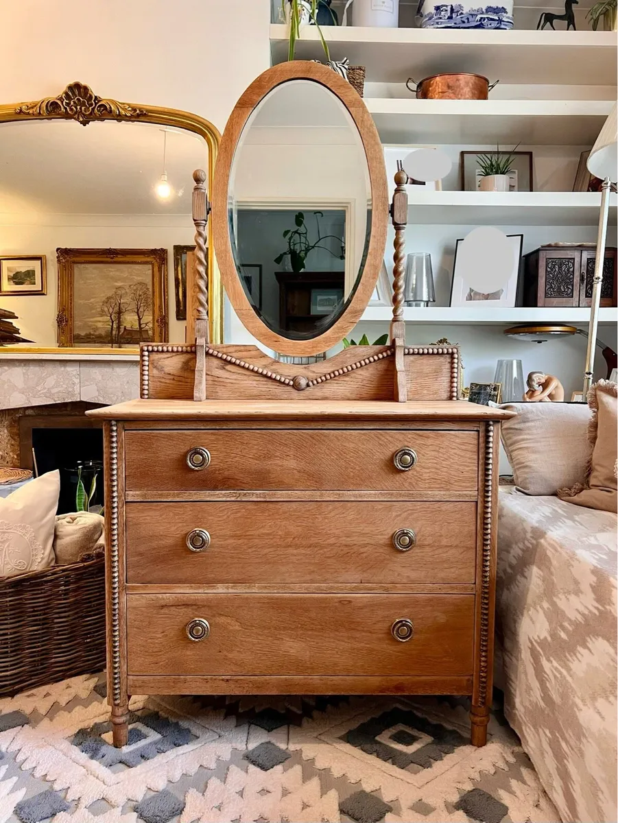 Early 20th century oak vanity chest of drawers - Image 1