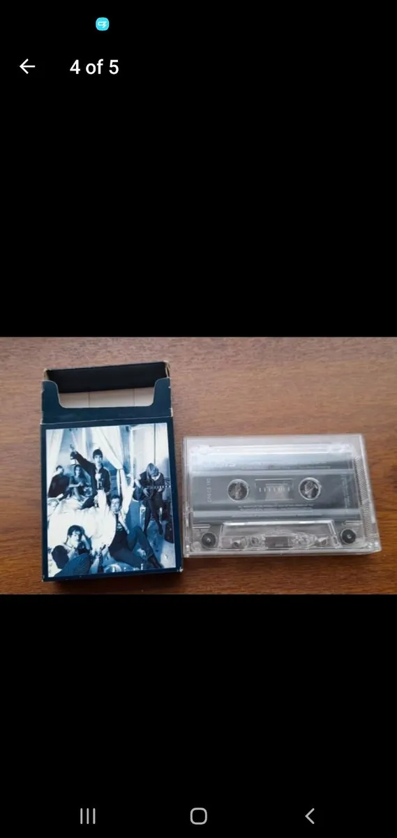 Oasis casette 1994 cig & alc RARE - Image 3