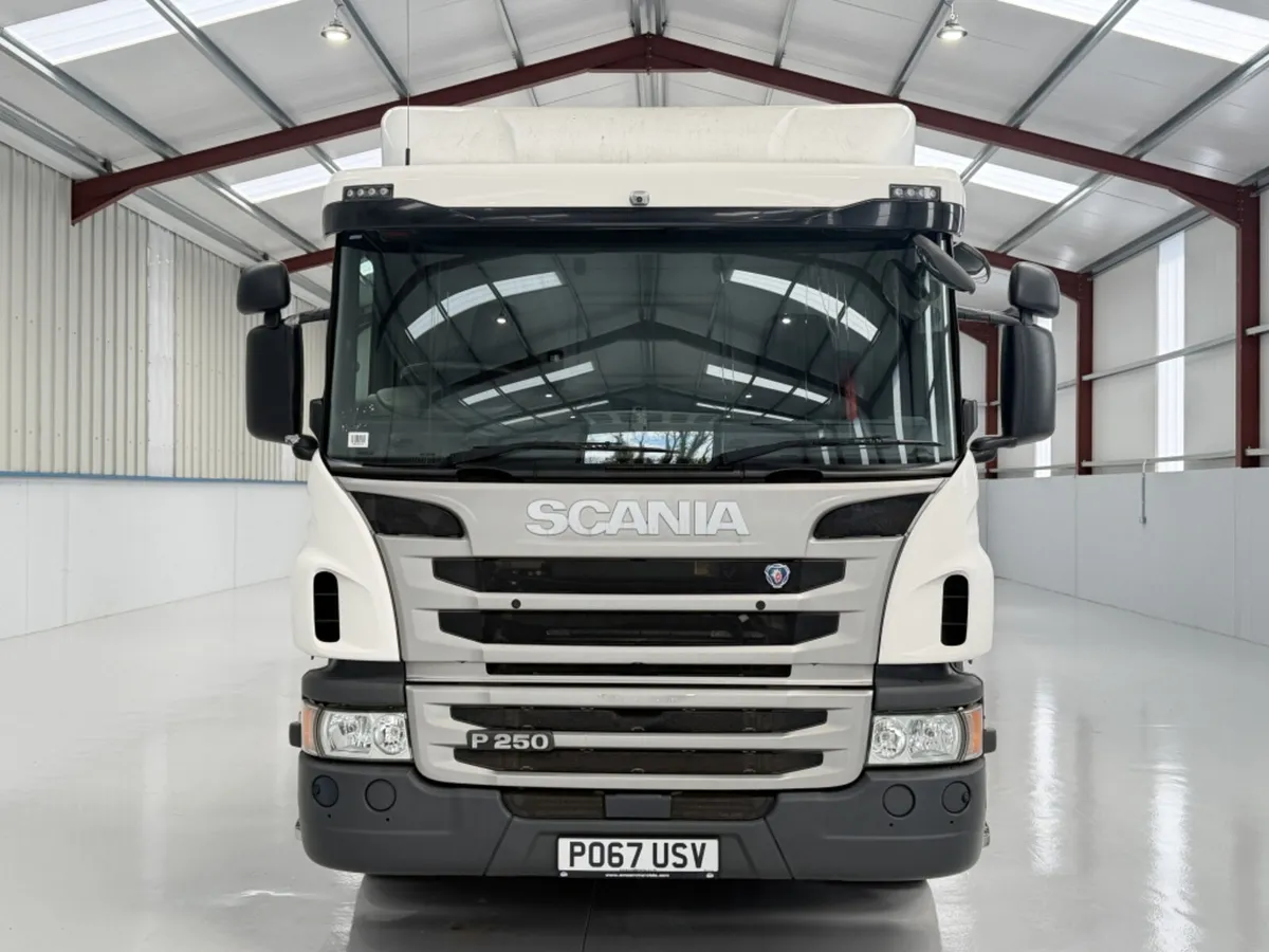 2018 SCANIA P250 BEAVERTRAIL - Image 2