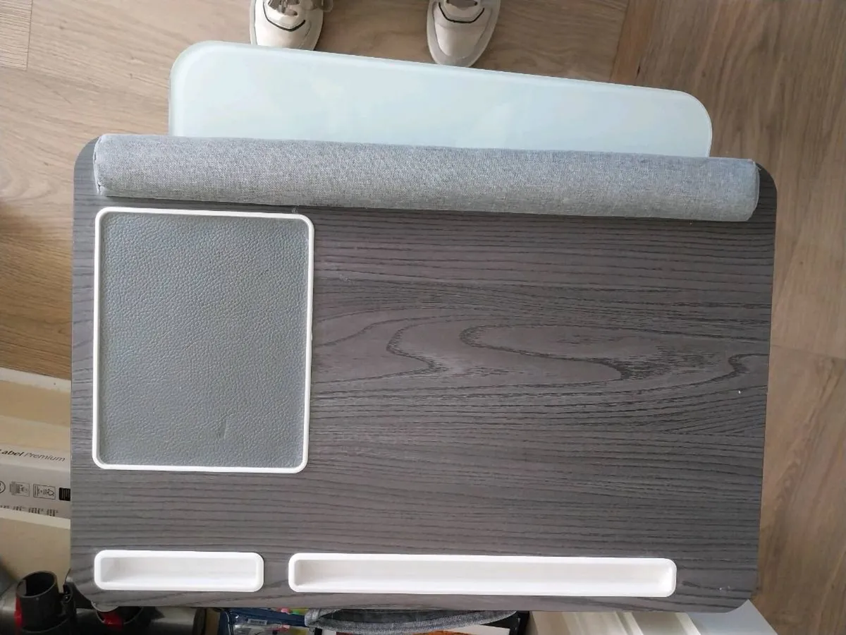 Laptop workpad - Image 1