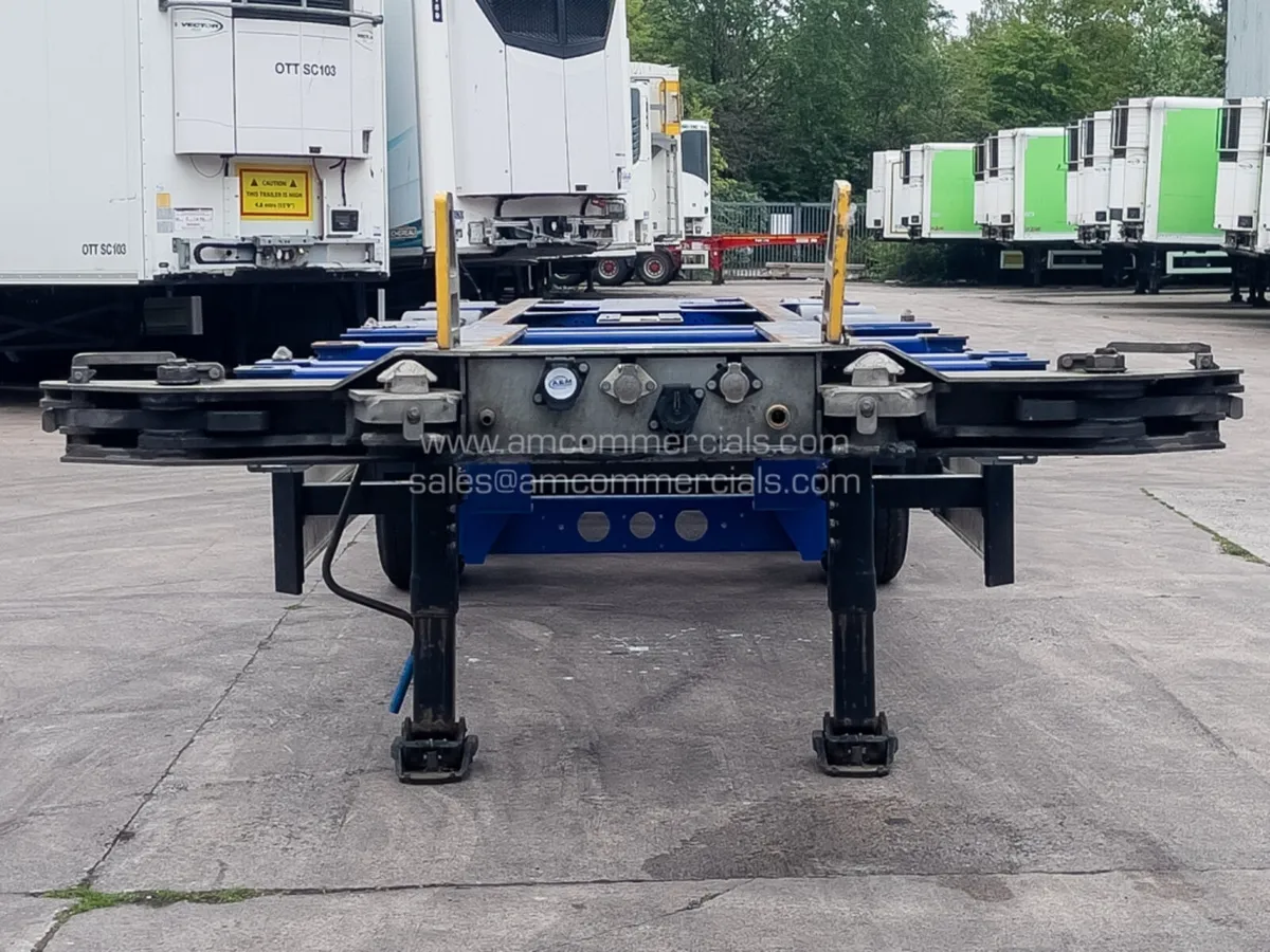 2023 SCHMITZ CARGOBULL SKELETAL TRAILER - Image 2