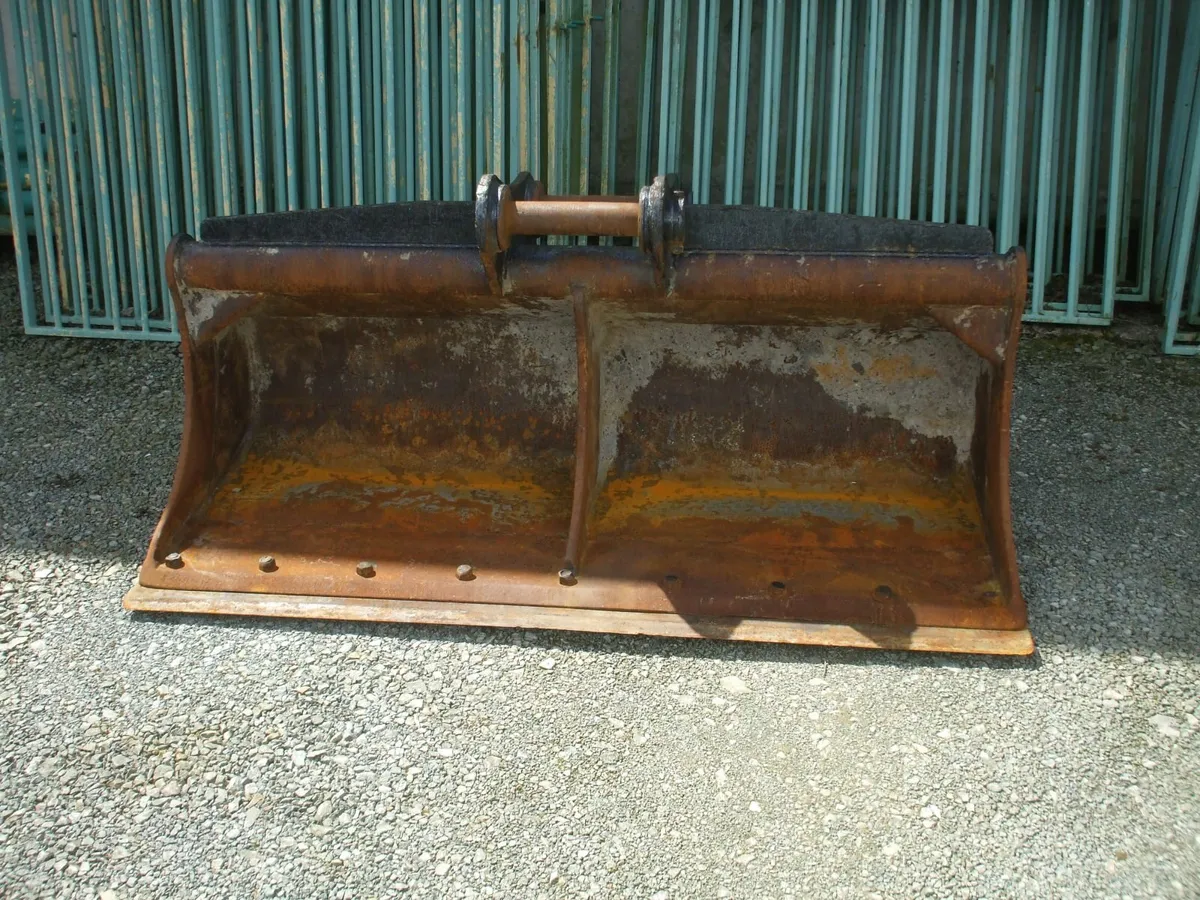 ditching bucket 65 mm pins - Image 1