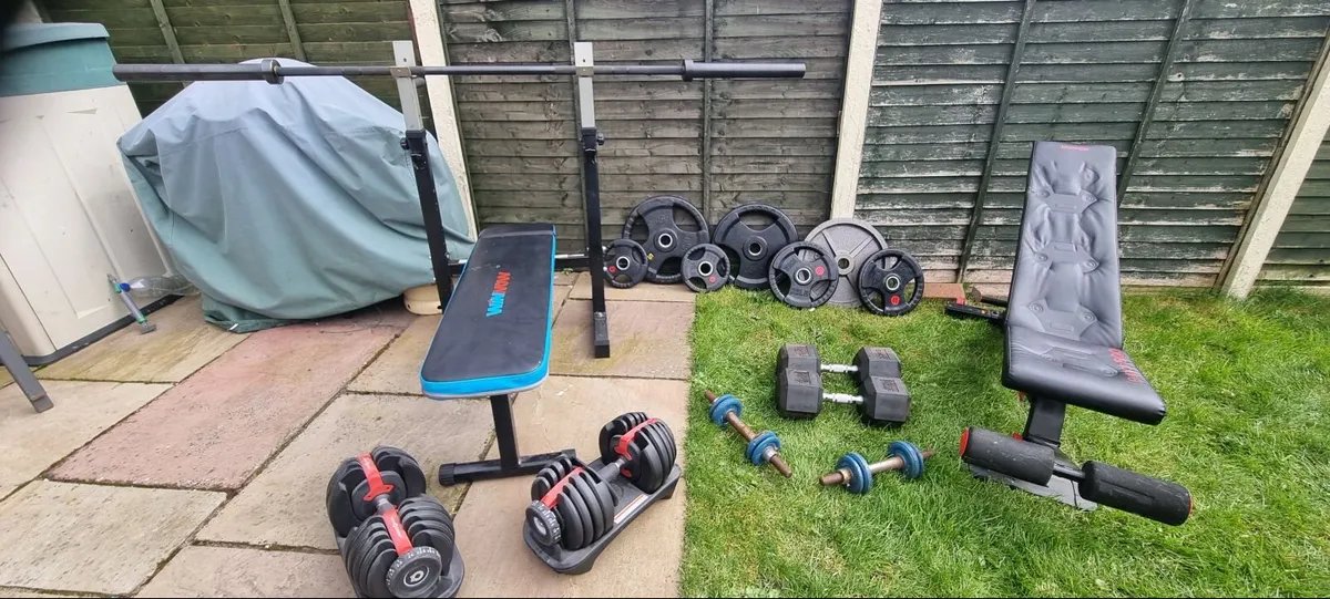 Gym equipment Benches &Weights