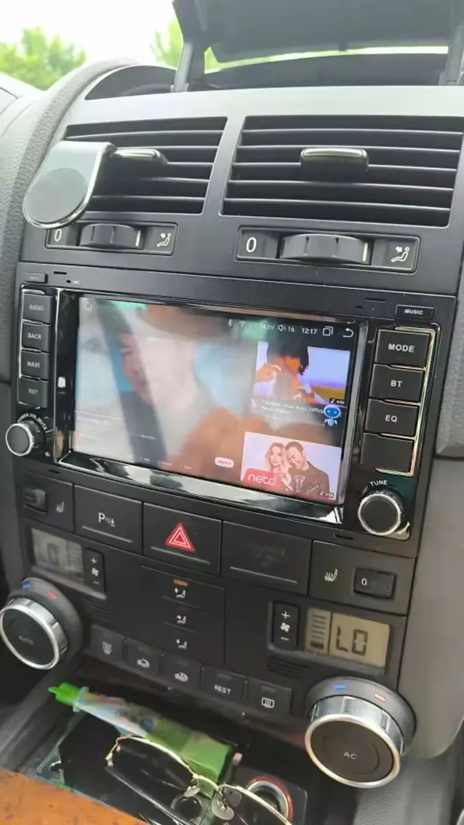Android radio for VW Touareg T5 Caravelle - Image 1