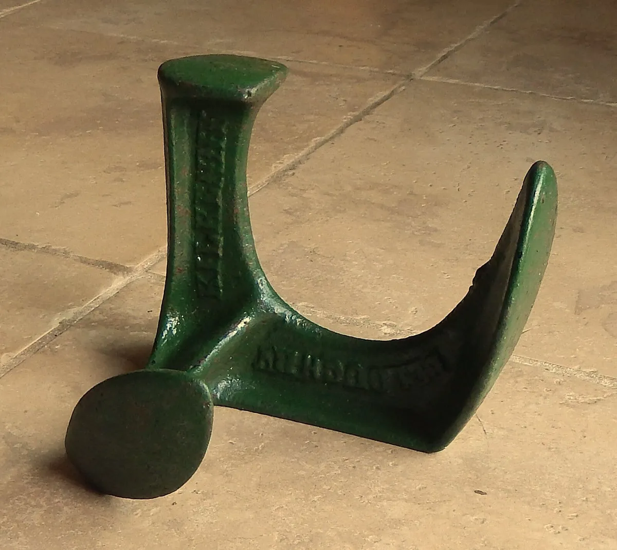Vintage Cast Iron Shoemakers Last by De Loughry’s - Image 2
