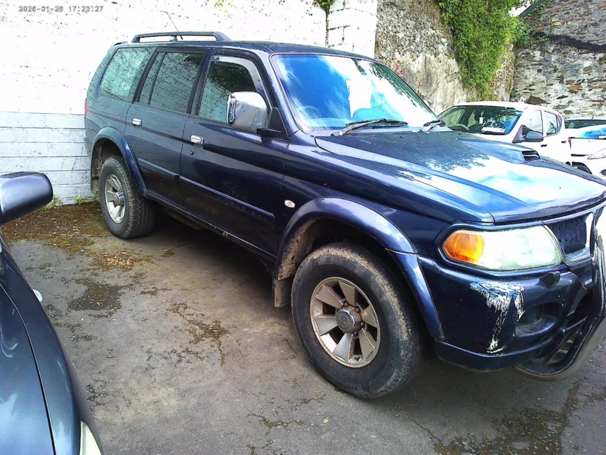 Mitsubishi Pajero SPORT LWB A-CON - Image 2
