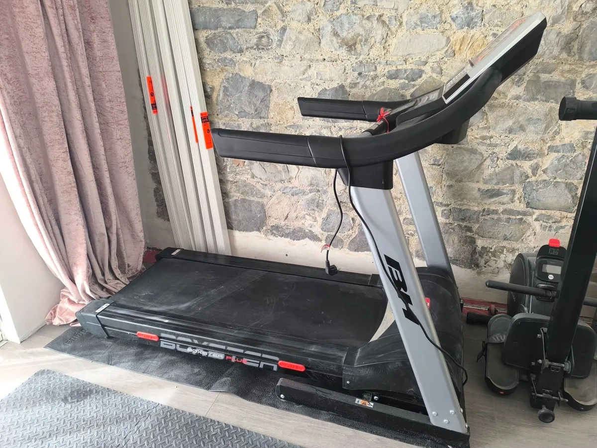 Treadmill - Image 1