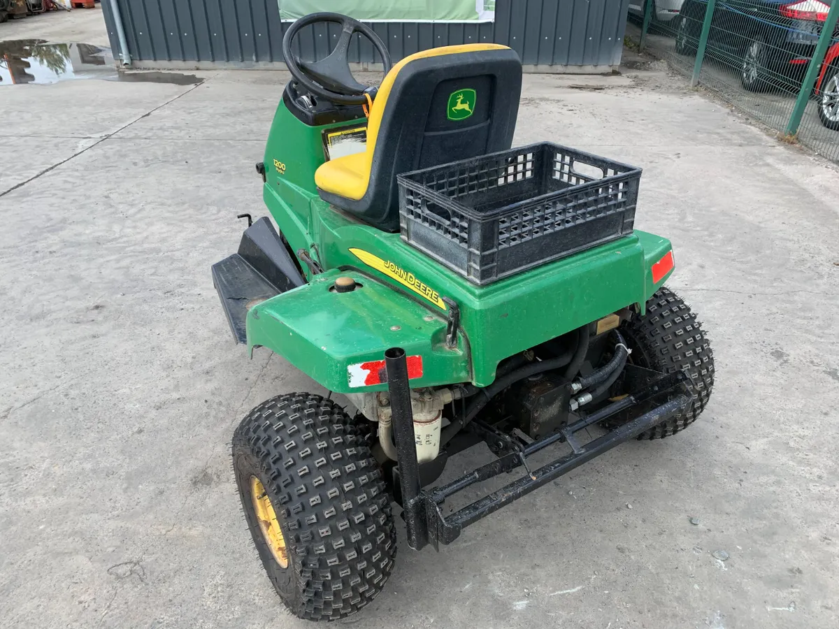JOHN DEERE TC1200H BUNKER RAKE FOR AUCTION - NAAS - Image 3