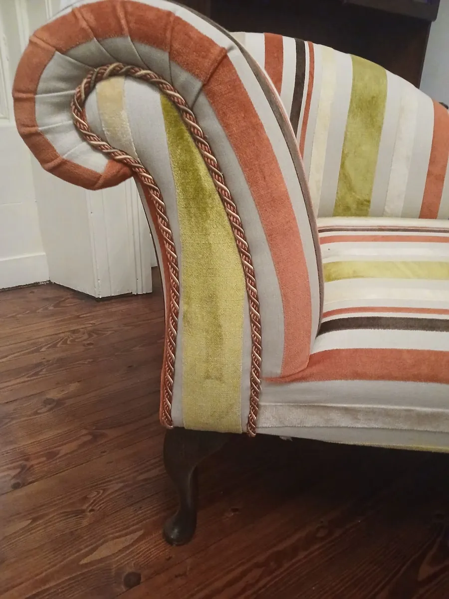Chaise Lounge - Image 3