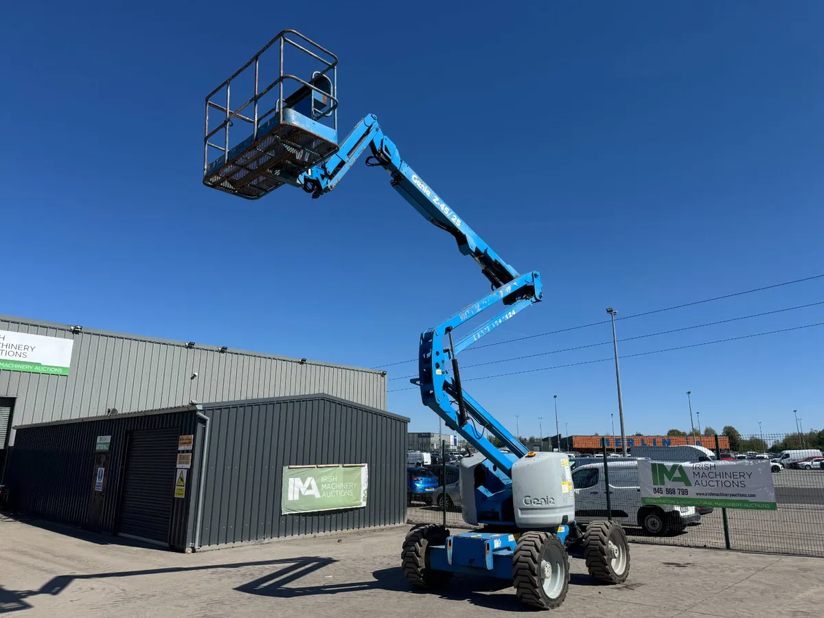 2006 GENIE Z-45/25 DIESEL BOOM LIFT FOR AUCTION - Image 1