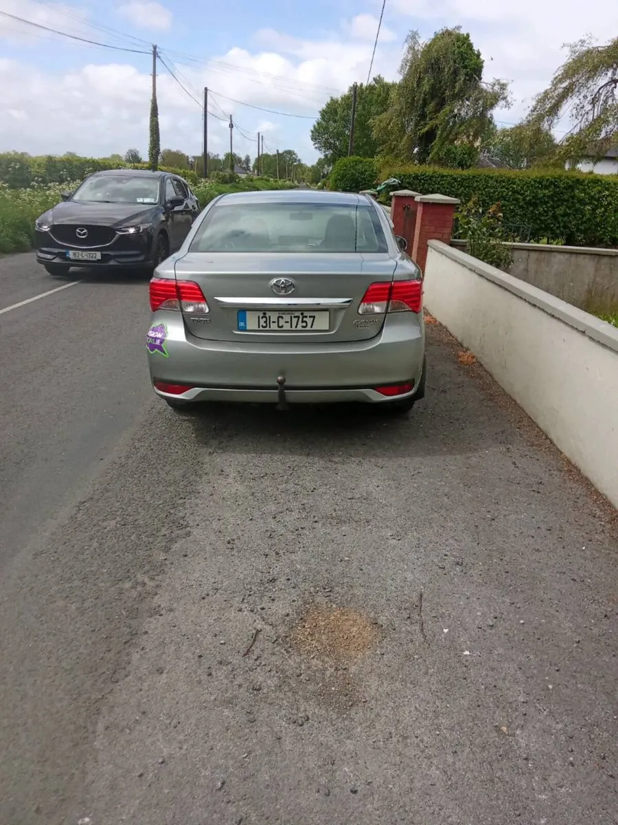 2013 Toyota avensis - Image 4