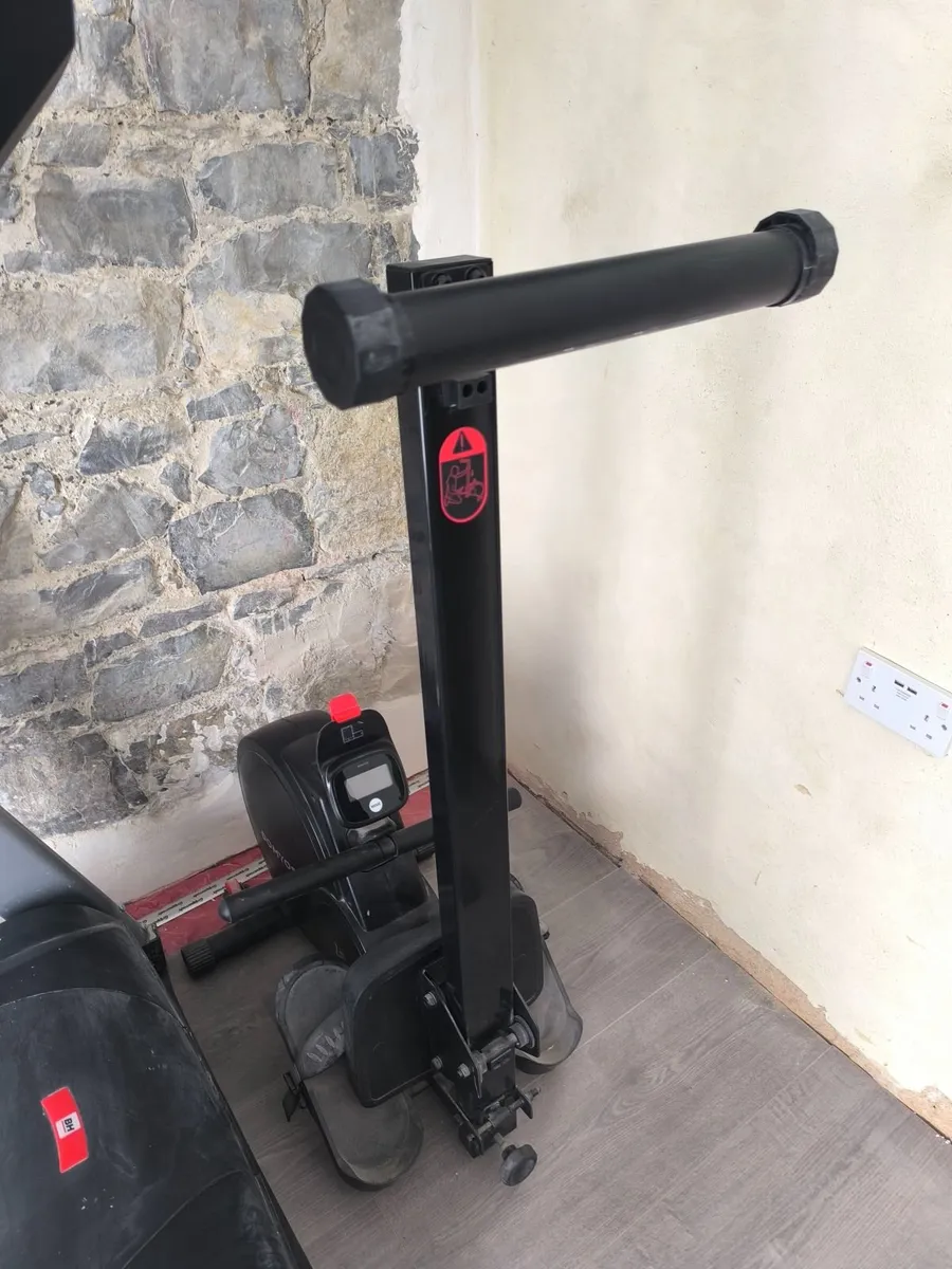 Rowing machine - Image 2