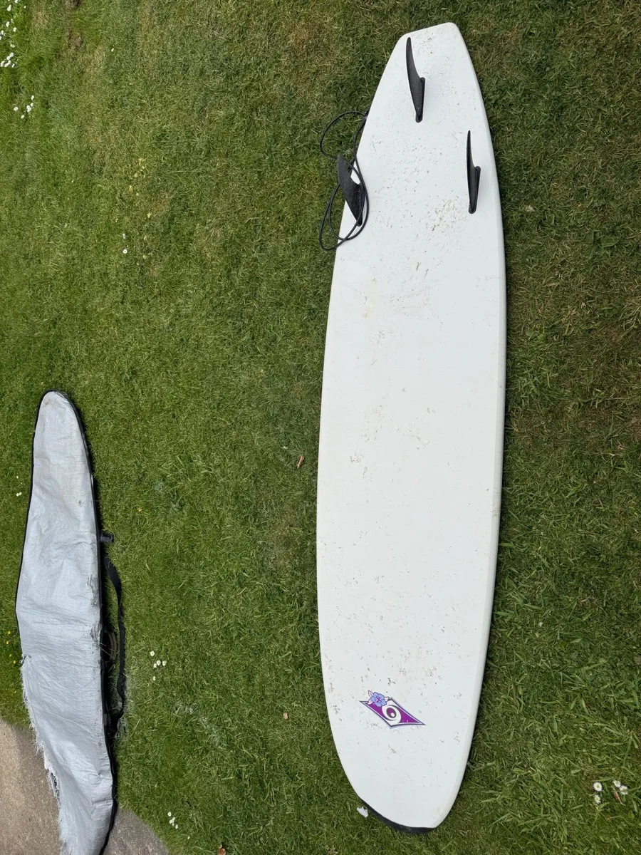 Surfboard and bag - Image 2
