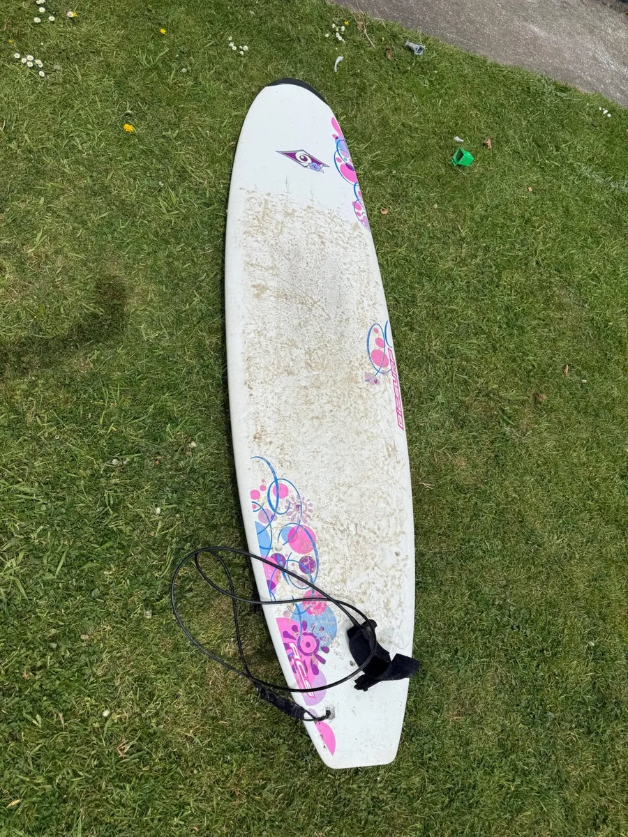 Surfboard and bag - Image 3