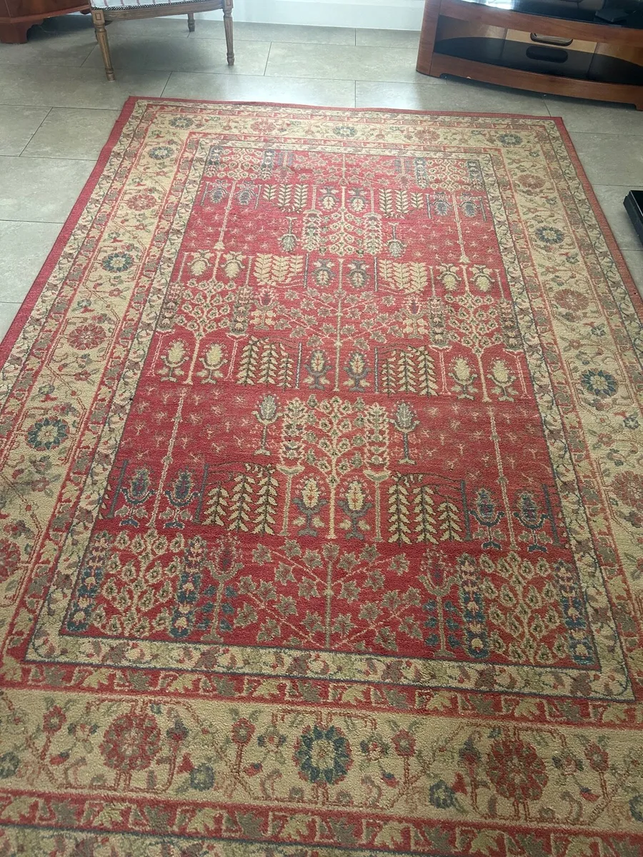 Oriental rug - Image 1