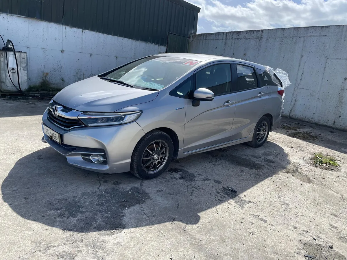 2016 Honda Shuttle - Image 2