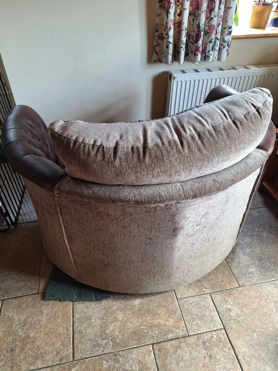 Furniture - Image 4