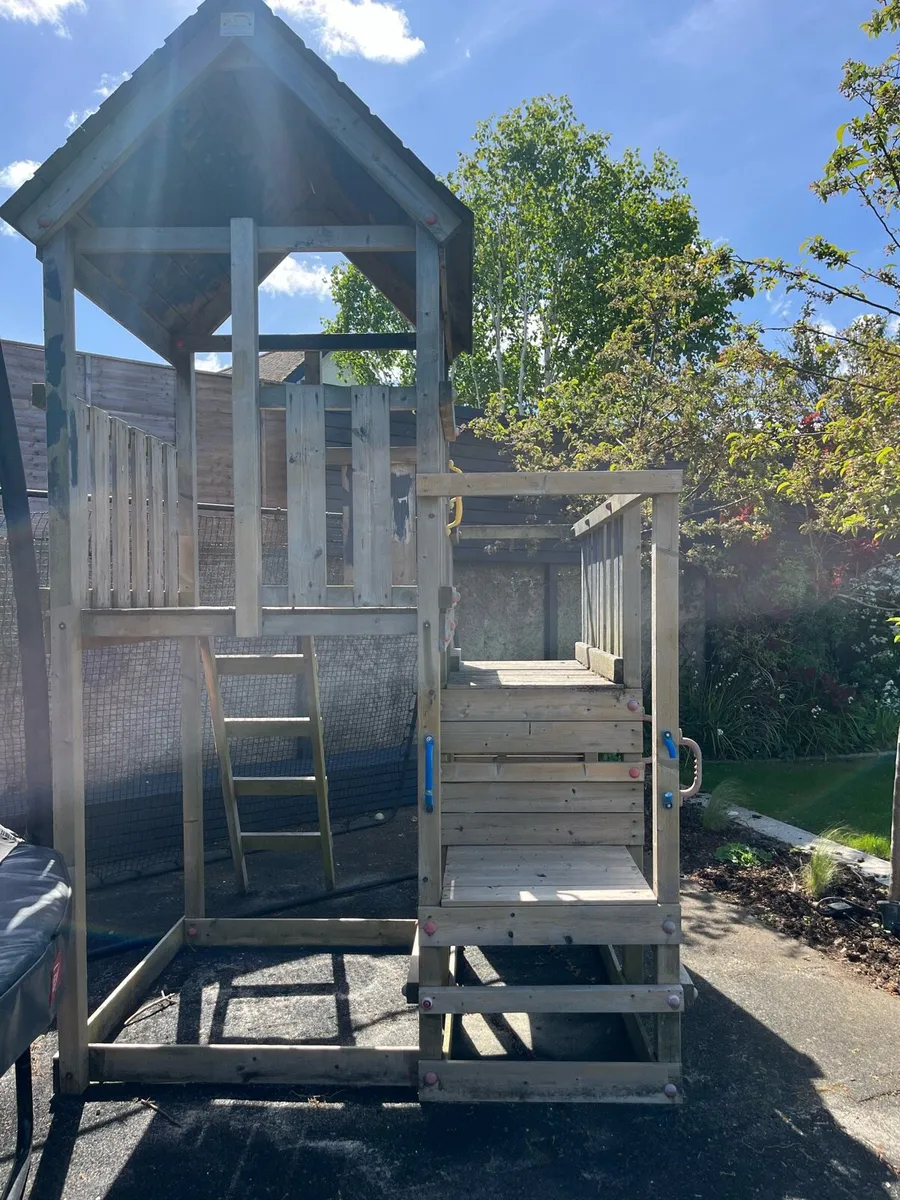 Free Treehouse and Slide - Image 2