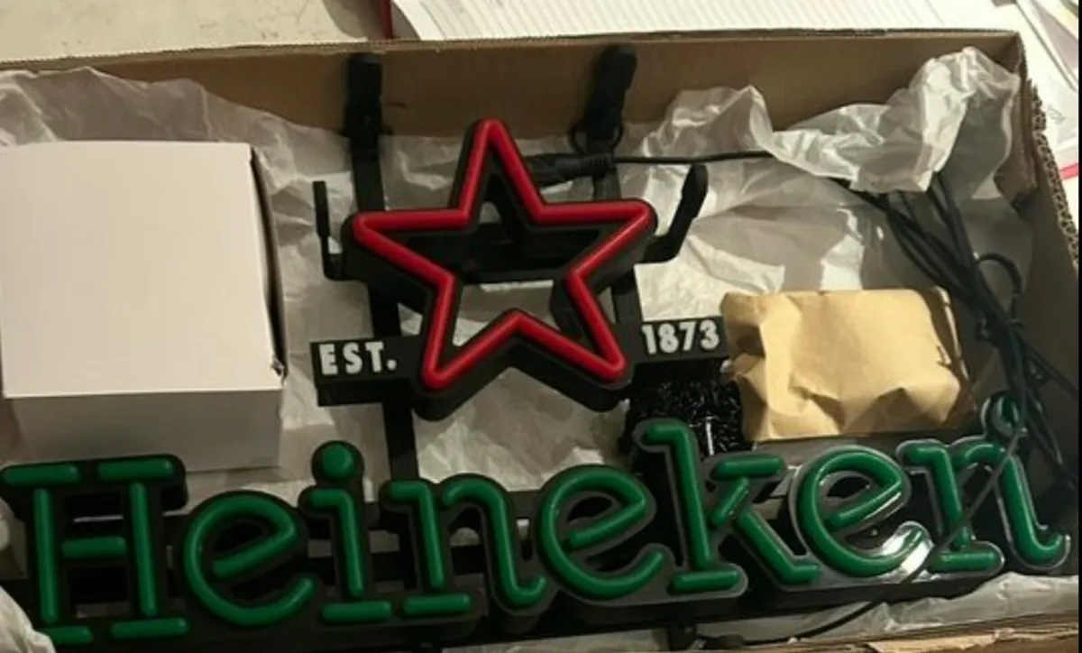 HEINEKEN NEON SIGN - Image 1