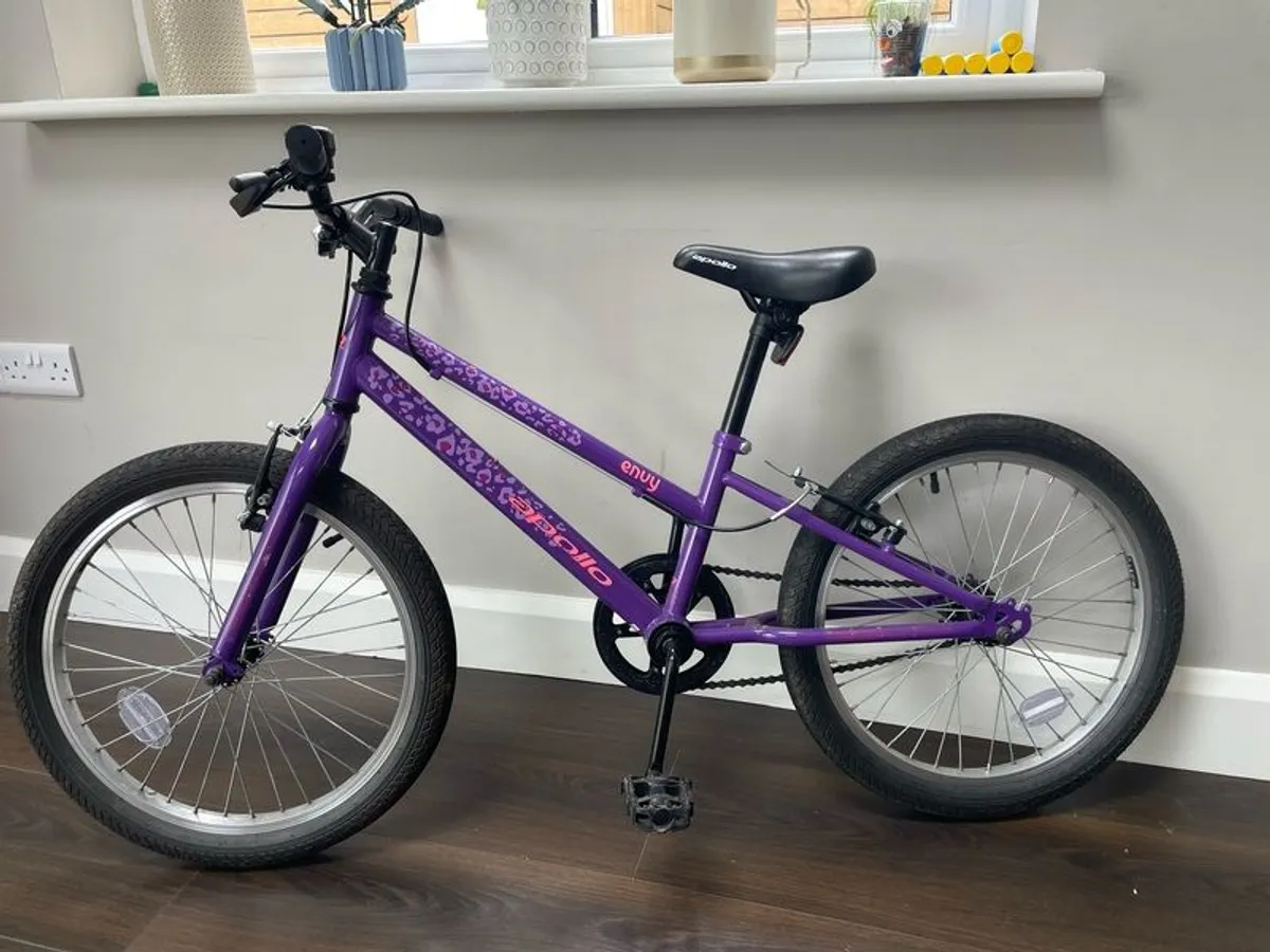 Apollo Envy Junior Hybrid Bike 20" Wheel - Excellent Condition - Image 2