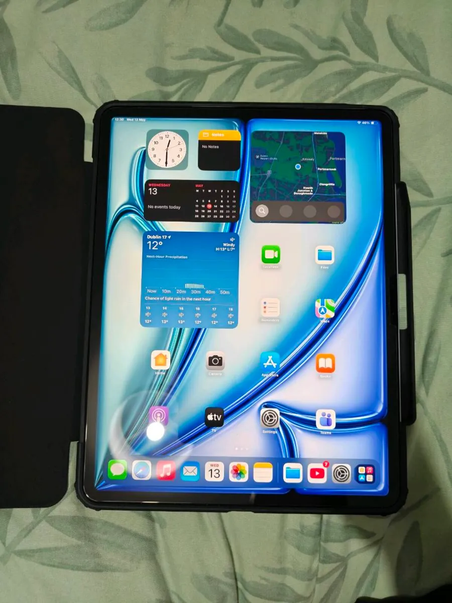 iPad Air 13-inch M2 | Blue | 100% Batt Health - Image 1