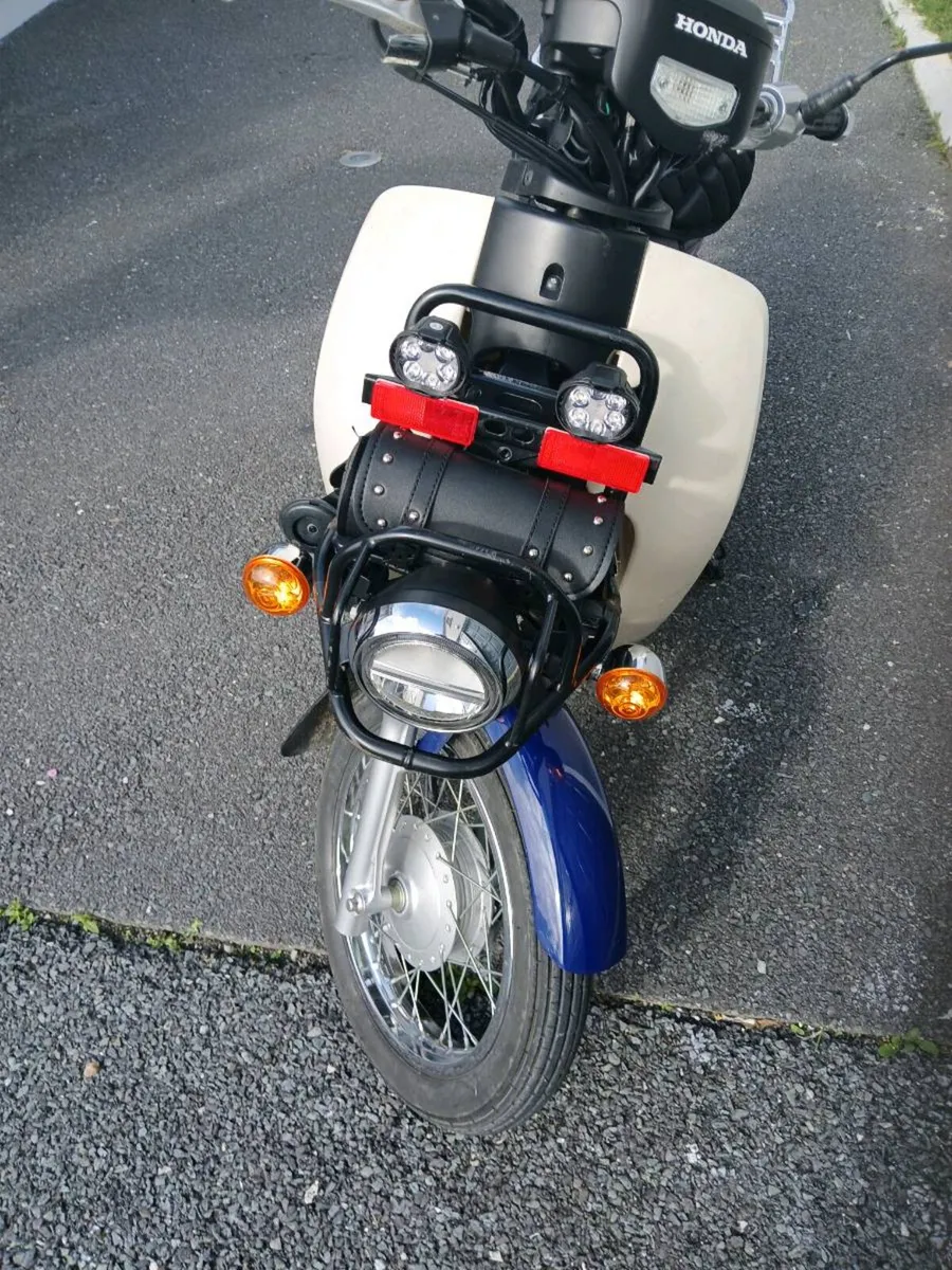 Motorbike - Image 3