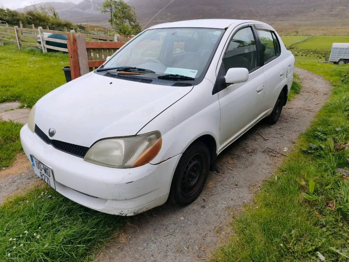 2000 Toyota Platz Yaris Vitz 1.0 Automatic - Image 2