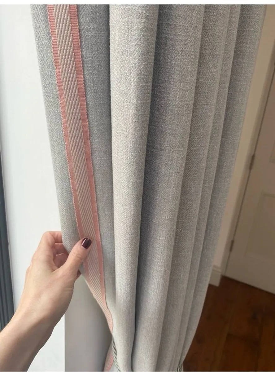 curtain double lined and pole - Image 2