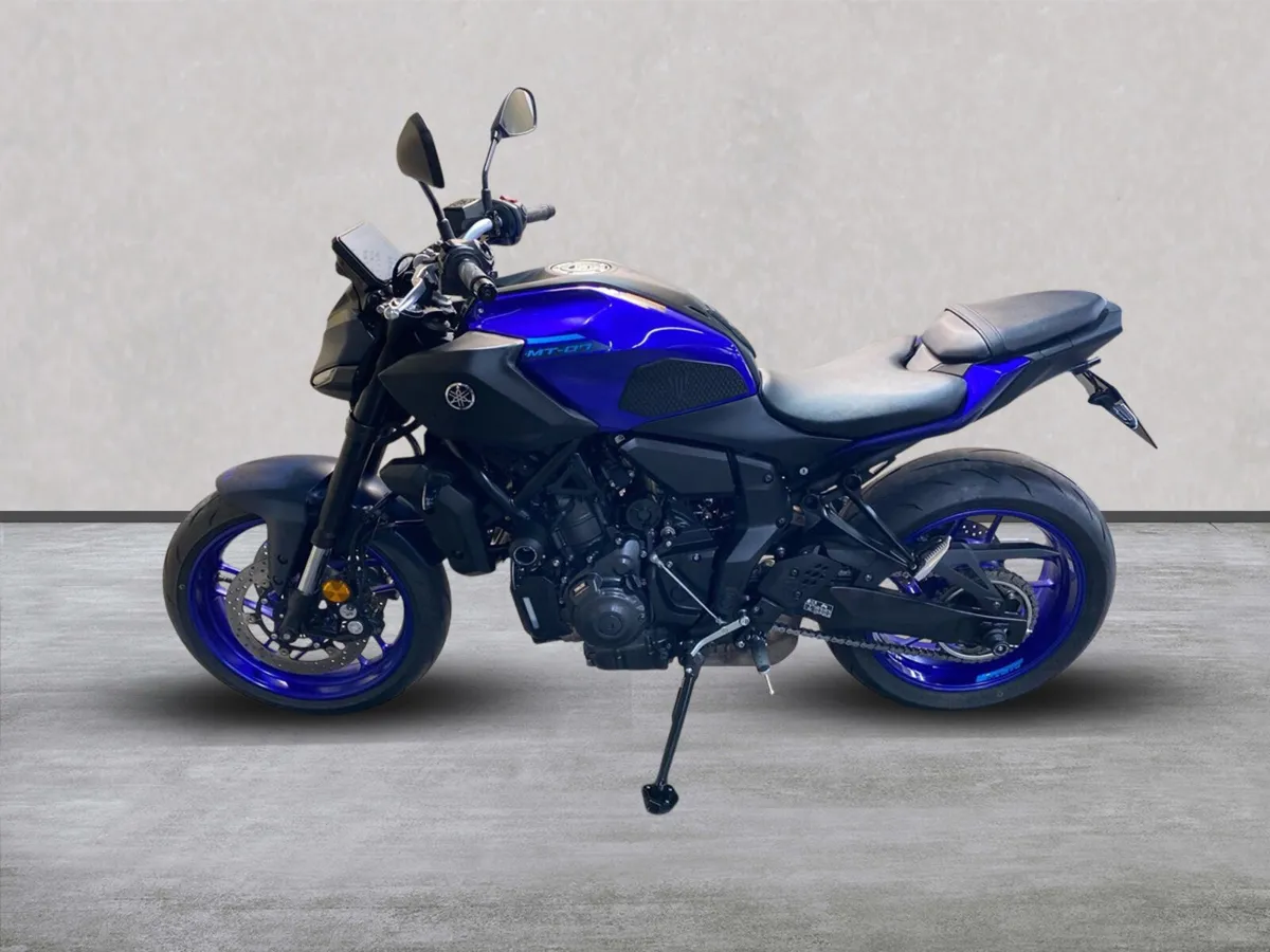 YAMAHA MT -07 ABS with Extras, Sept 25 NI Reg - Image 2
