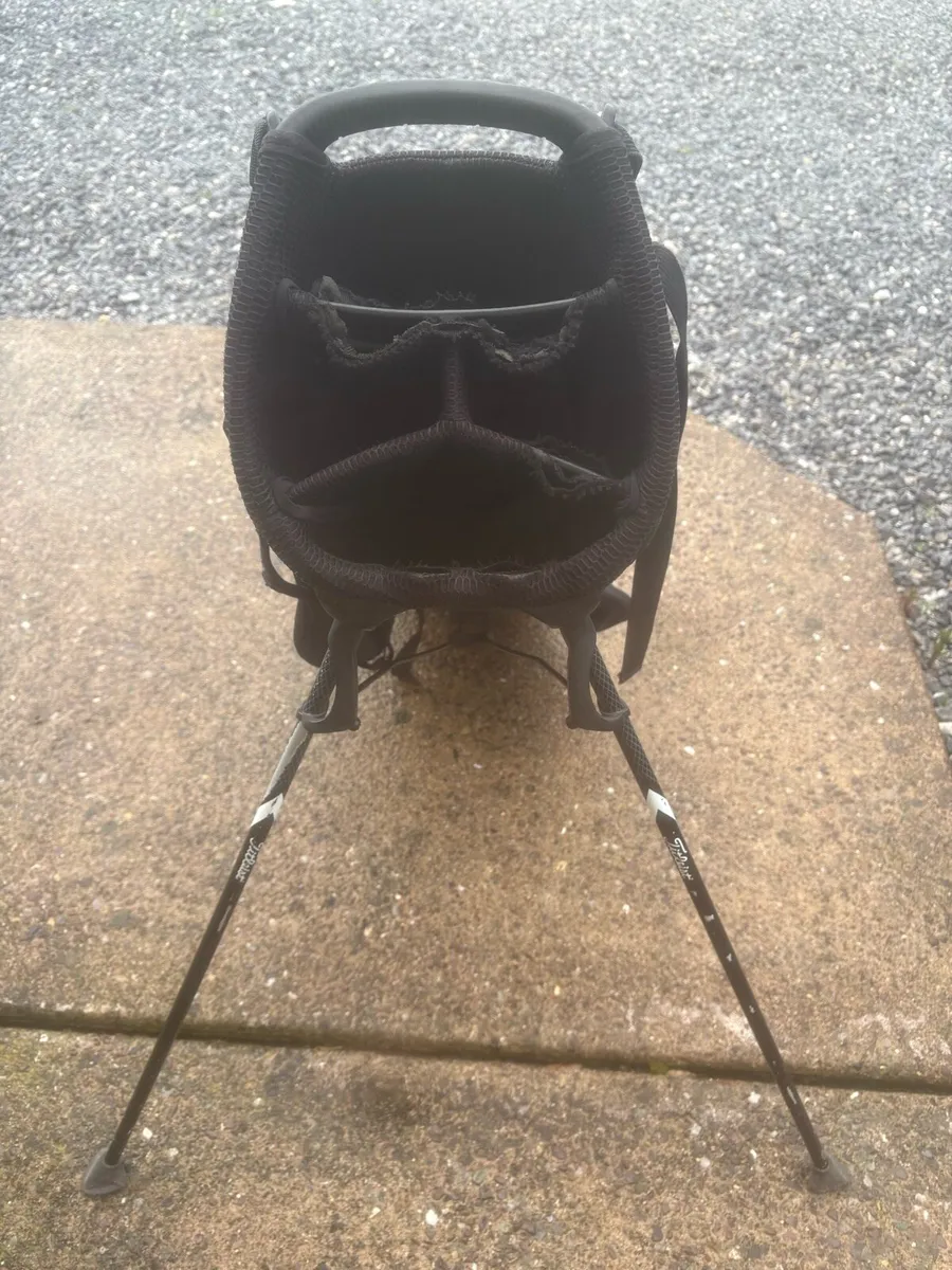 Titleist Golf Stand Bag - Image 3