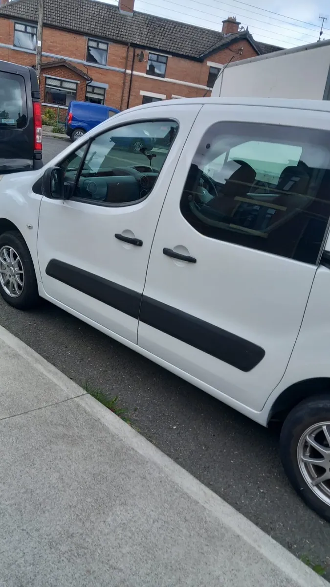 Peugeot Partner 2012 - Image 2