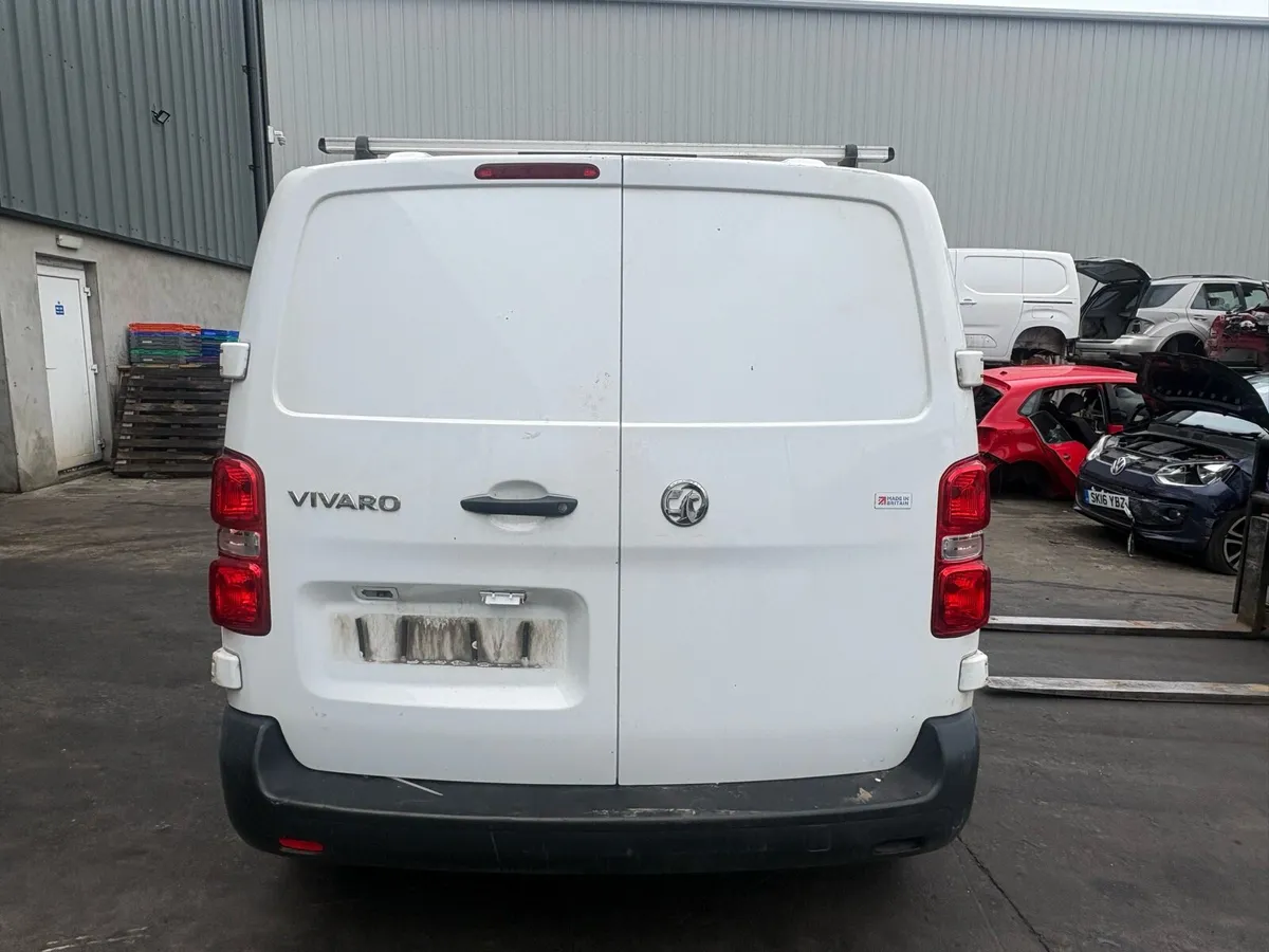 FOR BREAKING 2021 VAUXHALL VIVARO 1.5 Diesel - Image 4