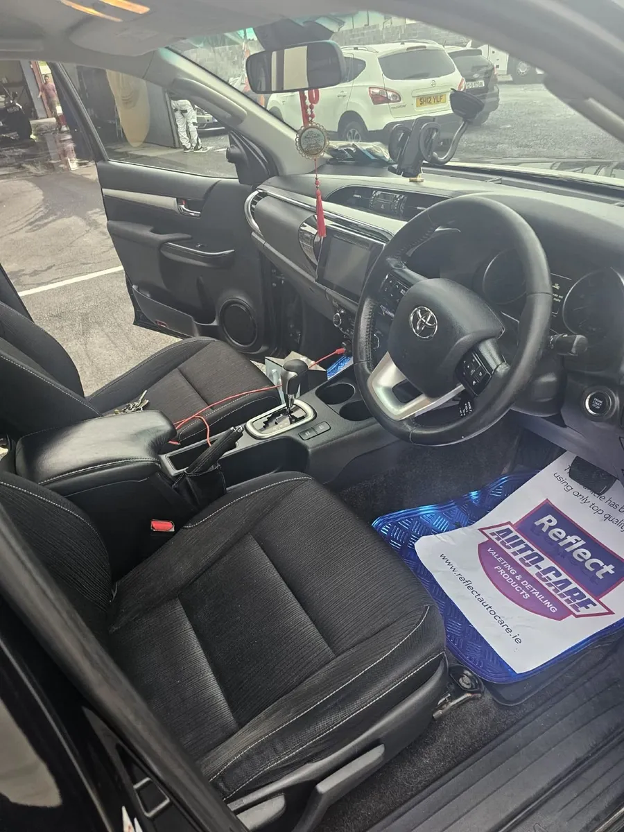 Toyota Hilux 2016 - Image 2